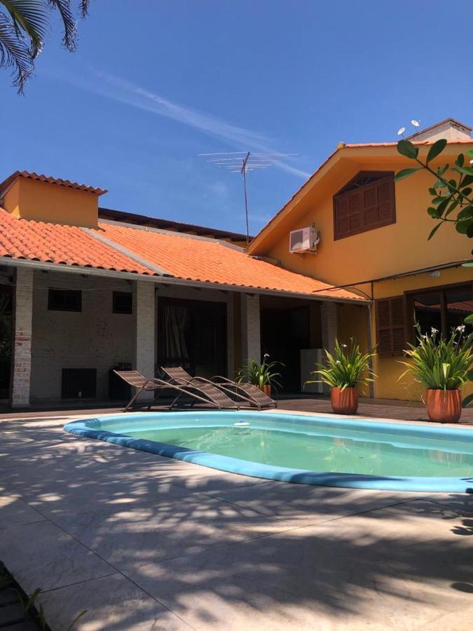 Linda Casa Com Piscina Em Bombinhas, Espaco Inteiro Ngoại thất bức ảnh