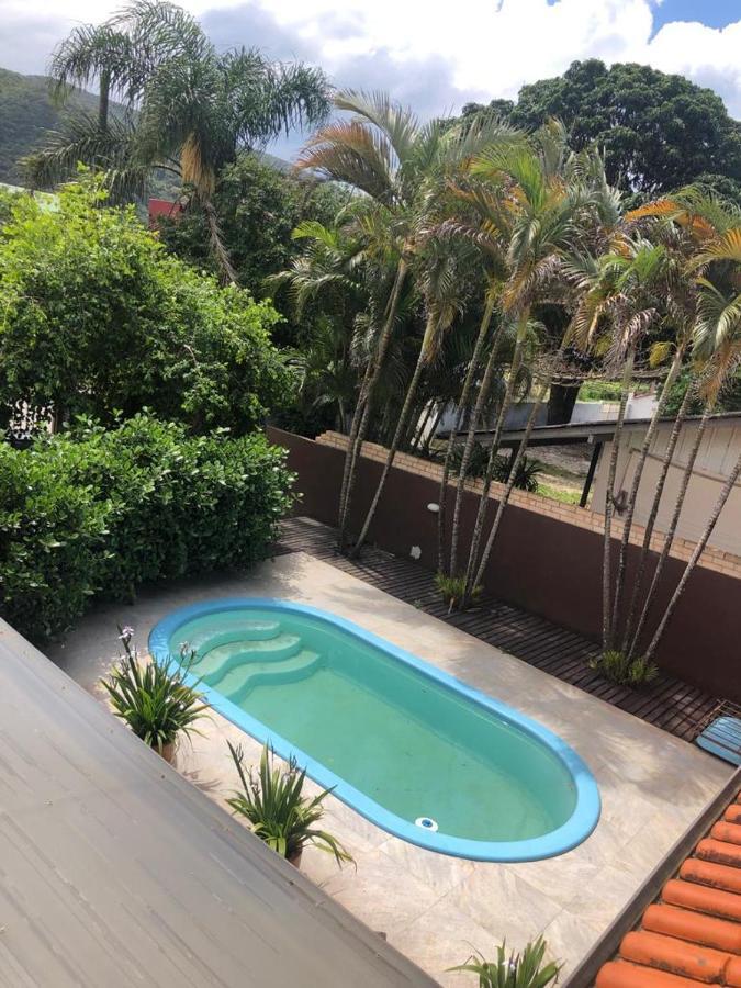 Linda Casa Com Piscina Em Bombinhas, Espaco Inteiro Ngoại thất bức ảnh